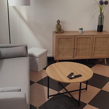 Maison Charmante Avec Patio ! Bourges Kültér fotó