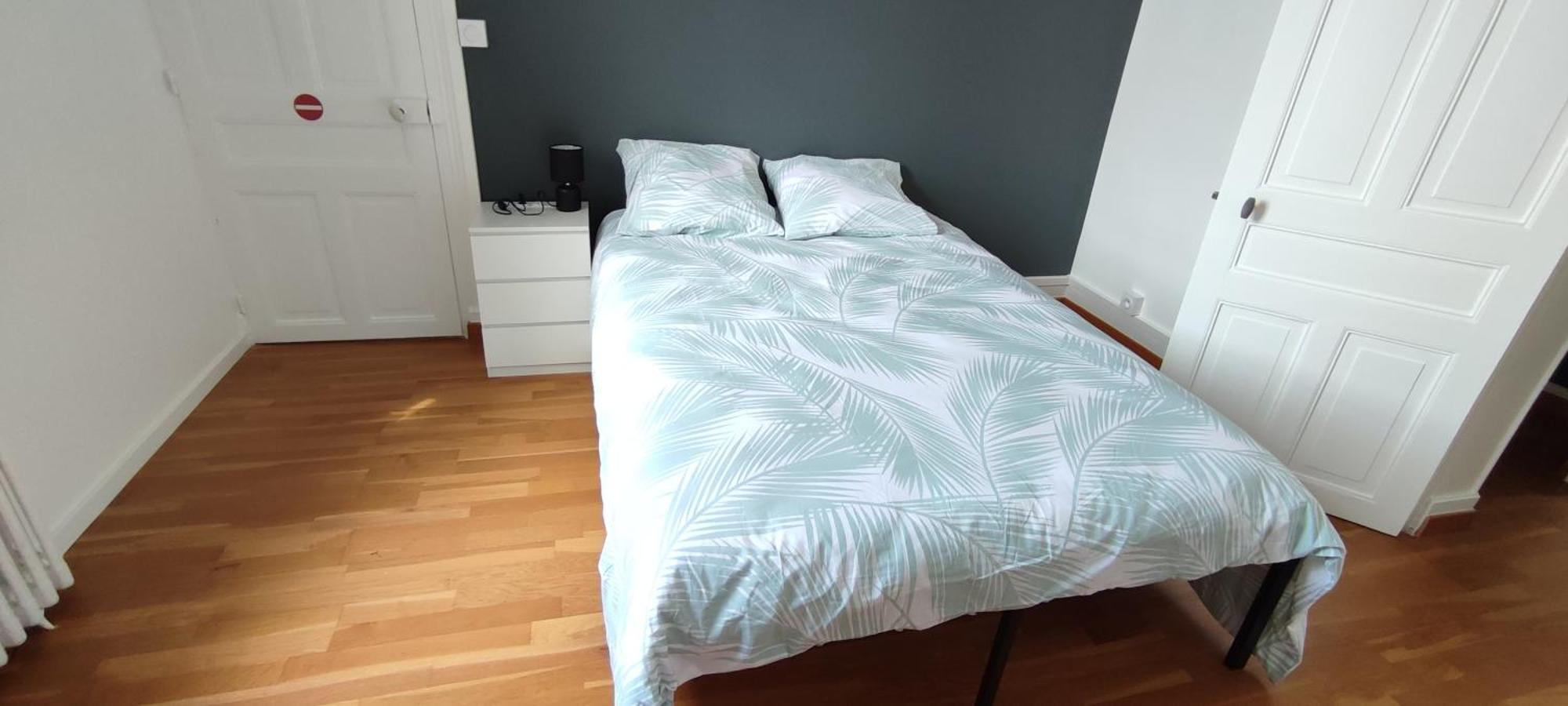 Maison Charmante Avec Patio ! Bourges Kültér fotó