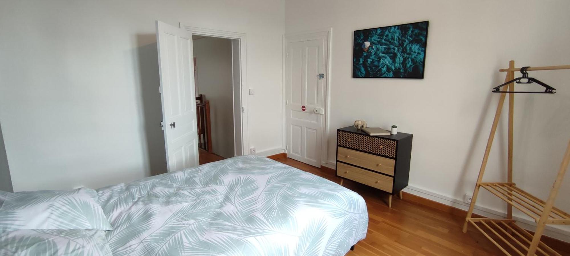 Maison Charmante Avec Patio ! Bourges Kültér fotó